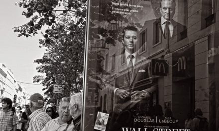 Les comploteurs et les complotistes